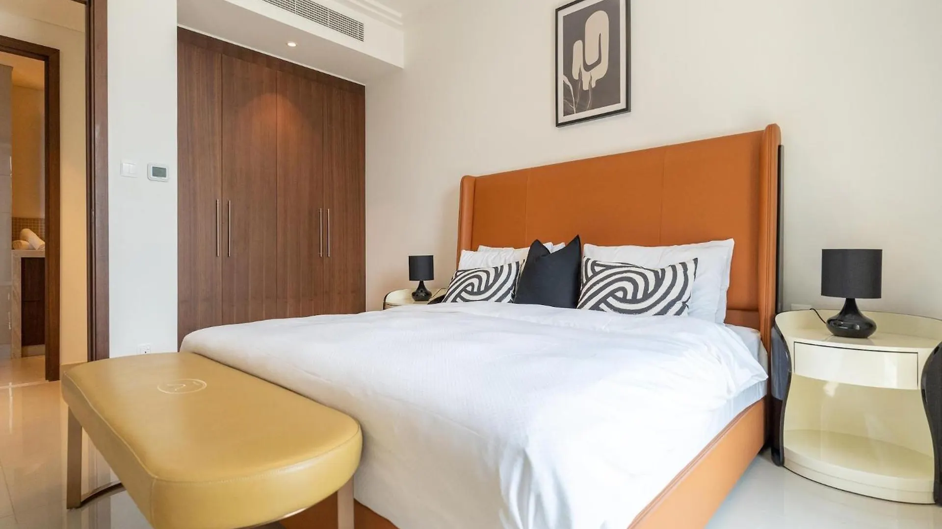Luxurious Stylish Apartments Across Dubai Mall Burj Khalifa City Views