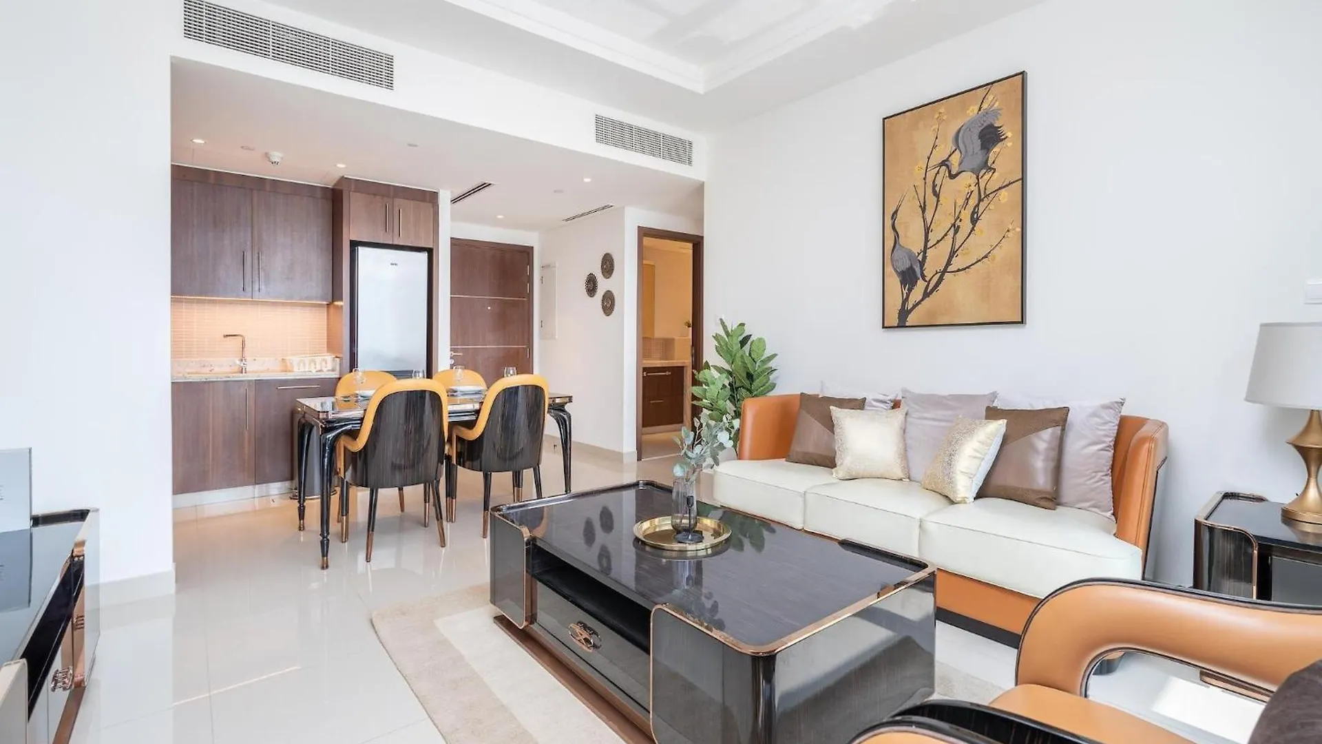 Luxurious Stylish Apartments Across Dubai Mall Burj Khalifa City Views