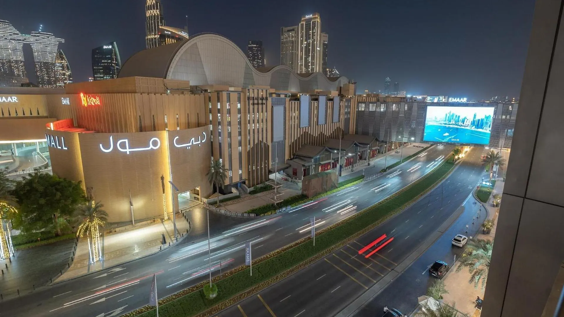 Luxurious Stylish Apartments Across Dubai Mall Burj Khalifa City Views