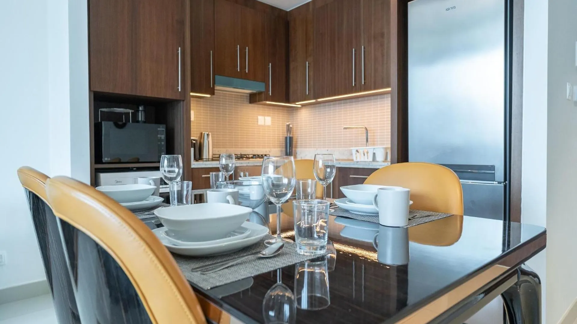 Luxurious Stylish Apartments Across Dubai Mall Burj Khalifa City Views